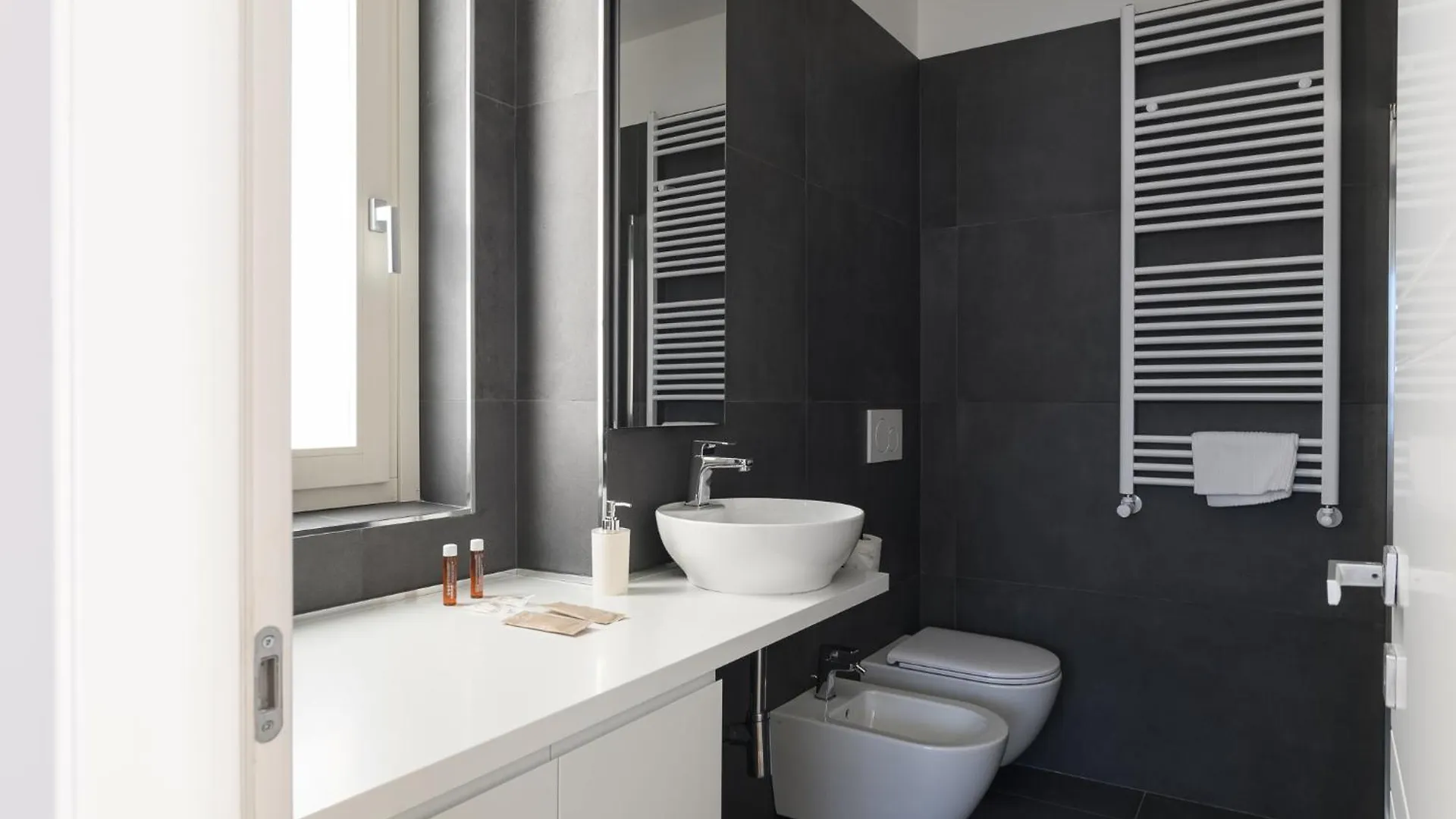 Apartment Alloggio Per Uso Turistico Roma Casal Bertone - Casa Del Sole